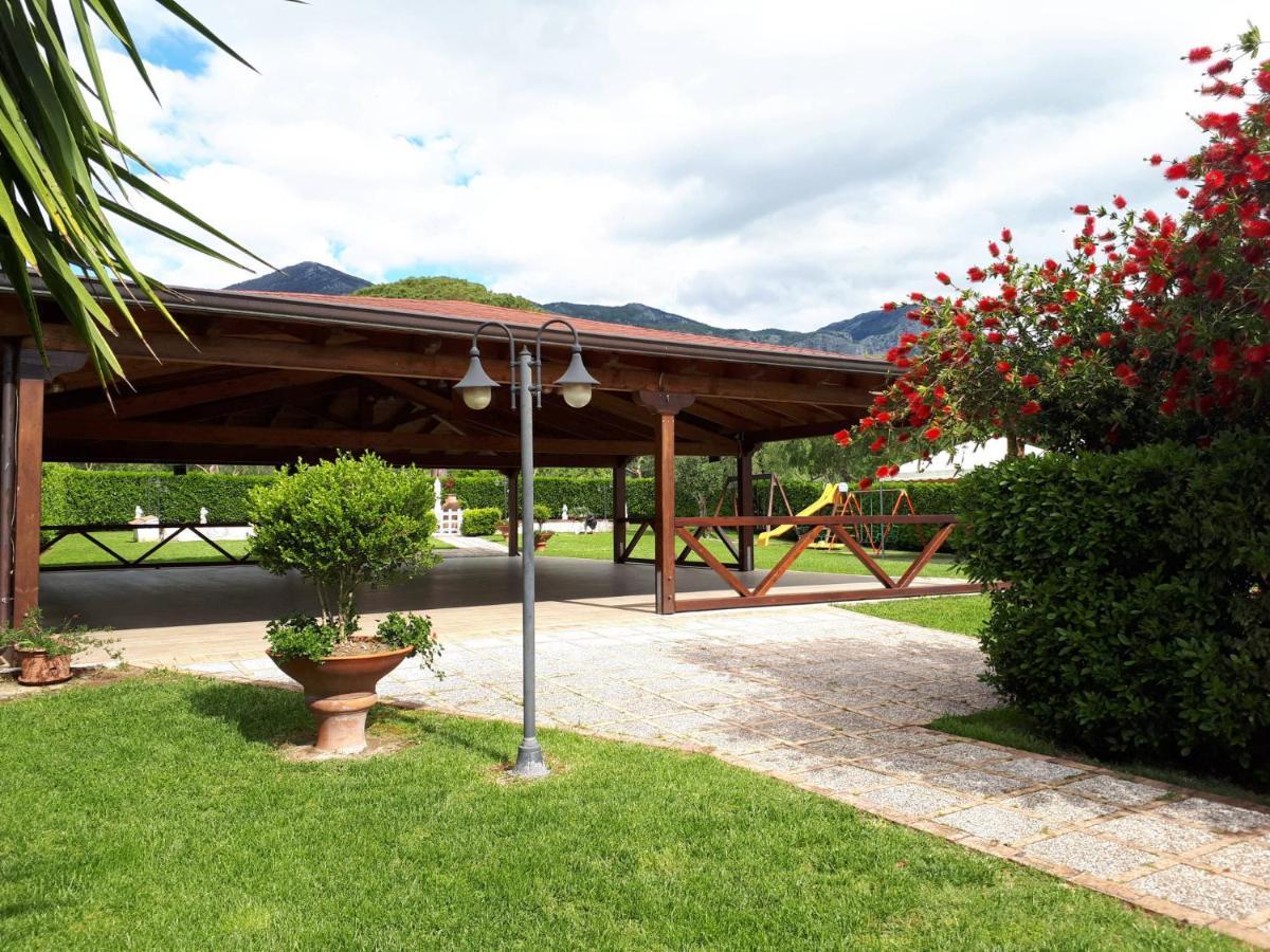 Bed and Breakfast Saturnia Garden Spigno Saturnia Екстер'єр фото